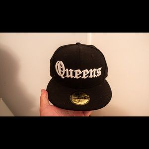 New Era x The7line Queens fitted size 7 1/4